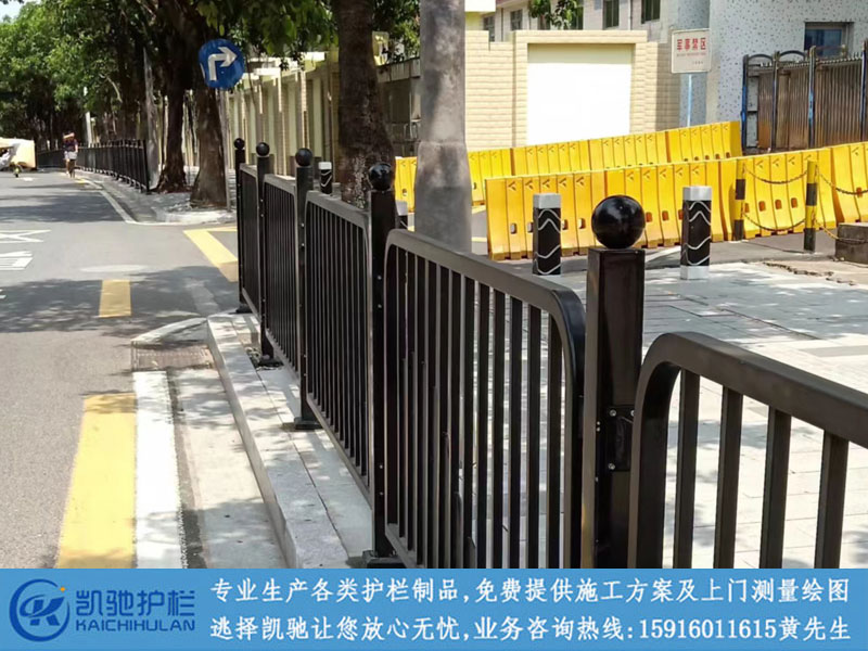 廣州白云山路段市政護(hù)欄_第0張