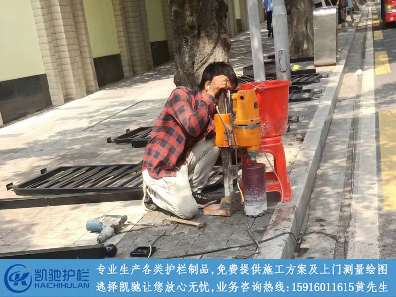 廣州白云山路段市政護(hù)欄_第2張